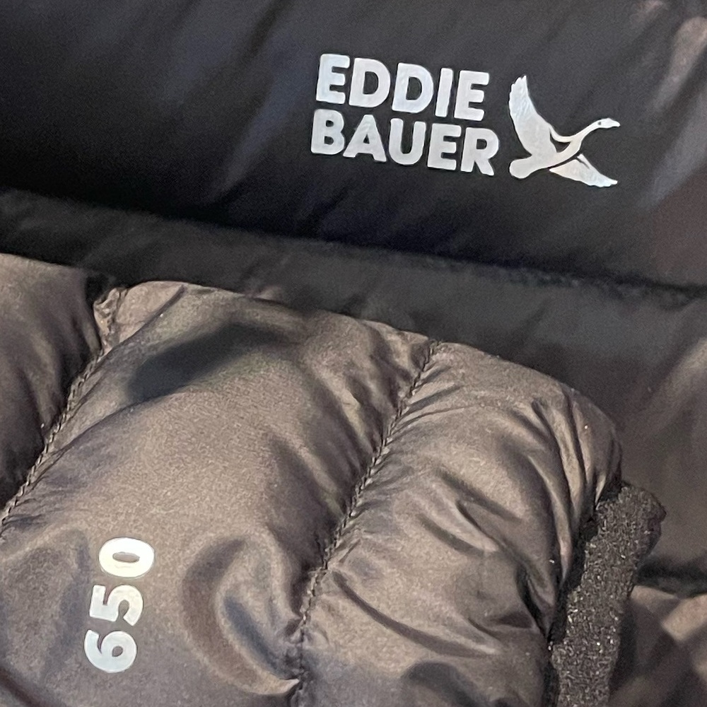 NWOT Eddie Bauer Boy Girl black Packable puffer storm repel 650 fill Medium 7/8 - Picture 8 of 16